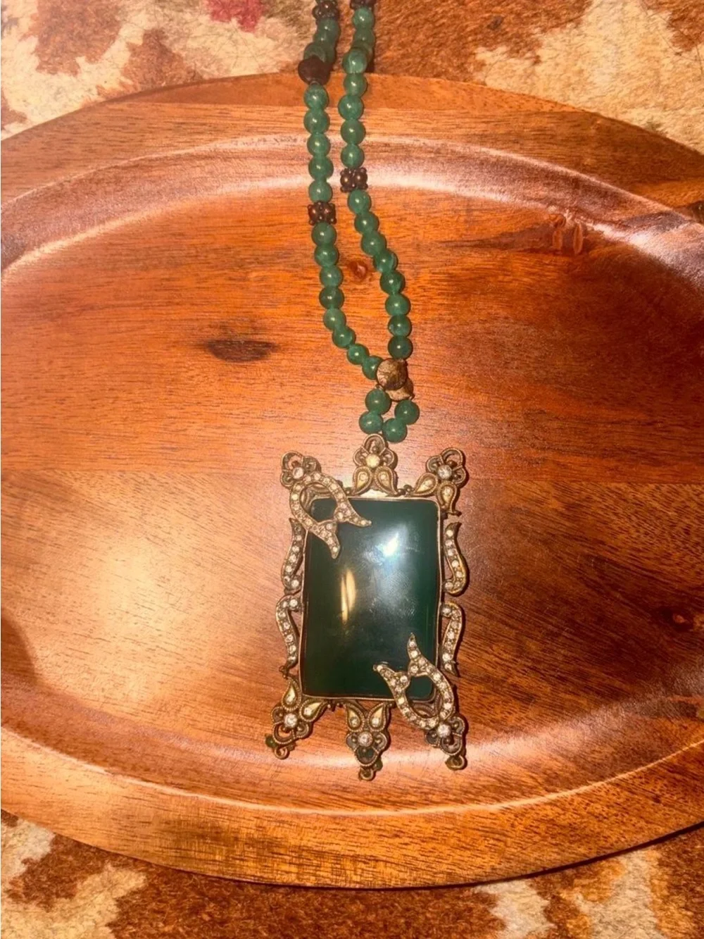 Green Stone Pendant Necklace with Matching Earrings - Elegant Jewelry Set